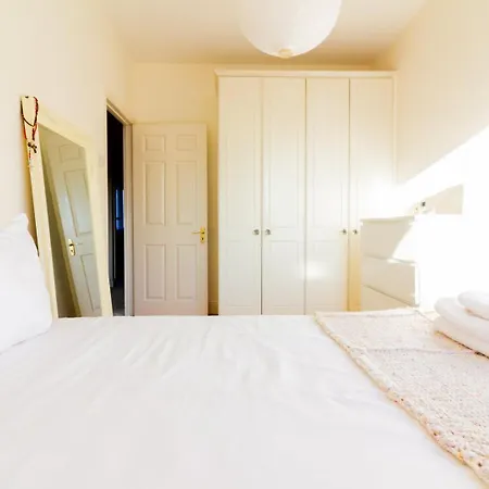 Guestready - Tranquil Retreat In Chapelizod 度假居